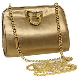 Salvatore Ferragamo-Salvatore Ferragamo Gancini Chain Shoulder Bag Leather Gold Auth 44995-Dorado