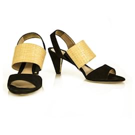 Fendi-Fendi Black Suede Beige Raffia Open Toe Sandals Shoes Slingback Heels size 39-Black,Beige