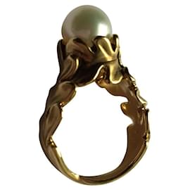 Autre Marque-***Angela Cummings 18K Gold Pearl Cocktail Ring-Gold hardware