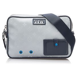 Louis Vuitton Grey Monogram Satellite Alpha Messenger Nero Grigio