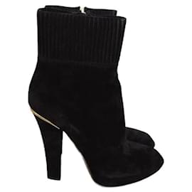 Lauréate buckled boots Louis Vuitton Black size 39 EU in Suede - 24249025