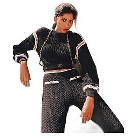 Chanel Prendas de punto Negro