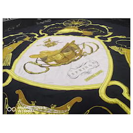 Hermès-Les foulards Hermes Spring-Noir,Bijouterie dorée