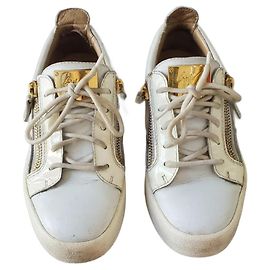 Giuseppe Zanotti KORB Weiß