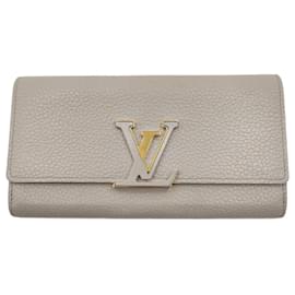 Used Louis Vuitton Capucines Wallets - Joli Closet