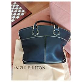 Louis Vuitton-Lockit-Black