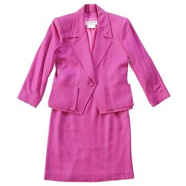 Yves Saint Laurent Terno de saia Fuschia
