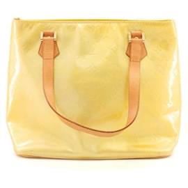 Louis Vuitton-Houston aus goldenem Lackleder/Jaune-Beige,Golden,Gelb