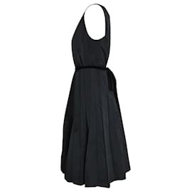 Marc Jacobs-Marc Jacobs plissiertes ärmelloses Kleid aus schwarzem Polyester-Schwarz
