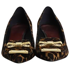 Burberry-Zapatos de salón con lazo de cuña baja de Burberry en pelo de becerro con estampado de leopardo-Otro
