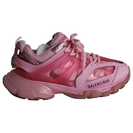 Balenciaga-Balenciaga Track Sneakers in Bubblegum Pink Polyurethane-Pink
