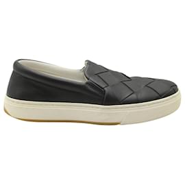 Bottega Veneta-Sneakers Bottega Veneta Dodger Intrecciato Slip-On in pelle nera-Nero