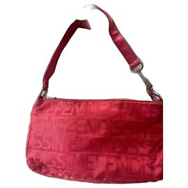 Fendi Baguette Handtasche aus rotem Satin Rot