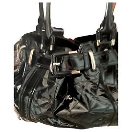 Borsa spalla Burberry  nera Nero