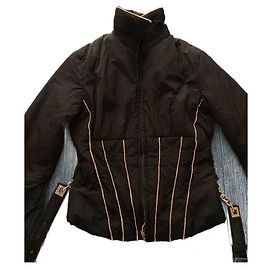 Elisabetta Franchi Pufferjacke Schwarz mit Goldgürtel Schwarz Gold hardware