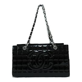Chanel-CC Choco Bar Lackleder-Reißverschlusstasche-Schwarz