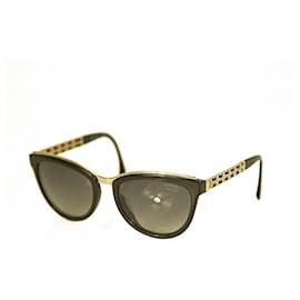 Chanel-CHANEL Óculos de Sol Corrente Pele de Cordeiro Polarizado Ouro Preto Olho de Gato CH5361Q-C501S8-Preto