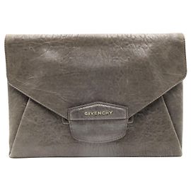 Givenchy Antigona Envelope Clutch Bag in Grey Leather Grey
