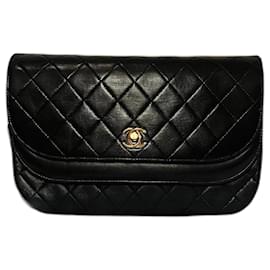 Chanel-Vintage Chanel Quilted lined Flap Lambskin bag-Black,Gold hardware