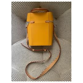 Louis Vuitton-louis vuitton bag-Amarelo