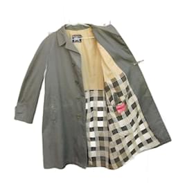 Burberry-vintage Burberry raincoat size L-Khaki