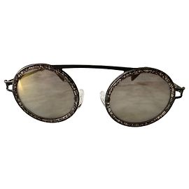 Yohji Yamamoto Sparkling rounded sunglasses Multiple colors