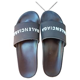 Balenciaga-Men Sandals-Black