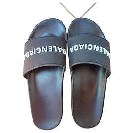 Balenciaga Sandali da uomo Nero