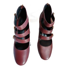 Autre Marque Escarpins en cuir bordeaux taille 38 Bordeaux