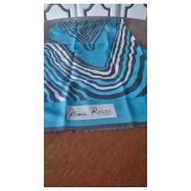 Nina Ricci-Cachecol vintage NINA RICCI-Azul claro
