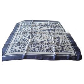 Autre Marque Lenço de seda Silks of Lyon estampado à mão azul marinho Azul marinho