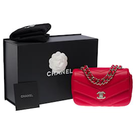 Chanel-Sac CHANEL Timeless/Classique en Cuir Rouge - 101259-Rouge