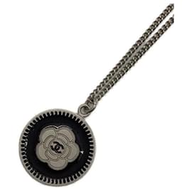 ***Colar de moeda CHANEL Preto