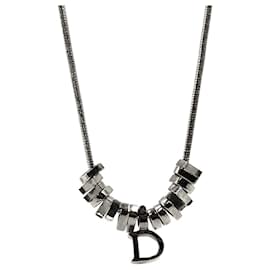 Christian Dior-Christian Dior-Buchstaben-D-Halskette mit Anhänger-Silber