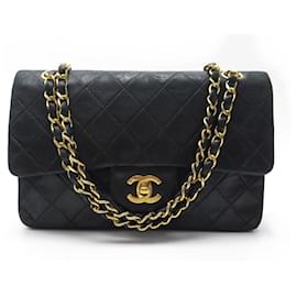 Chanel-VINTAGE CHANEL TIMELESS CLASSIC MEDIUM HANDBAG IN BLACK LEATHER HAND BAG-Black