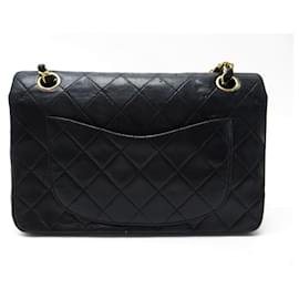 Chanel-VINTAGE CHANEL TIMELESS CLASSIC MEDIUM HANDBAG IN BLACK LEATHER HAND BAG-Black