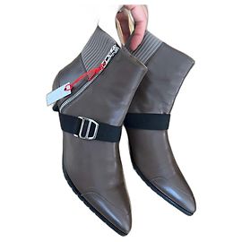 Hermès Leather Buckled Ankle Boots Brown