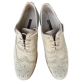 Louis Vuitton Derby da donna "lodge flat brogue". Beige