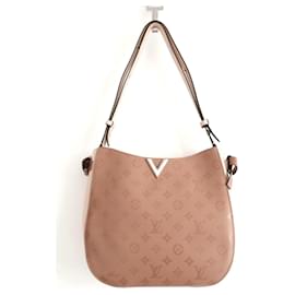 Louis Vuitton-Louis Vuitton Very Hobo Bag Sesame Creme-Camel