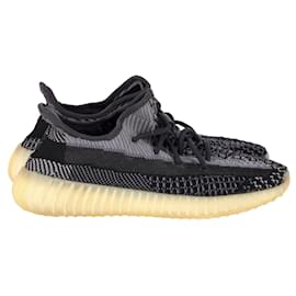 Autre Marque-ADIDAS YEEZY BOOST 350 V2 Sneakers in 'Carbon'' in Light Grey Primeknit Uk6-Black