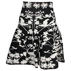 Alexander Mcqueen-Alexander McQueen Floral Jacquard-knit Flared Knee-length Skirt in Black Viscose-Black