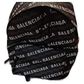 Balenciaga-Saddlebags-Black