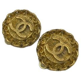 Boucles d'oreilles Chanel dorées Doré