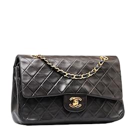 Chanel-Bolsa com aba média clássica forrada-Preto