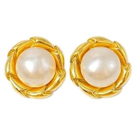 Chanel-***Boucles d'oreilles en perles CHANEL-Doré
