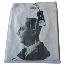 DIOR Nova camiseta branca com imagem de Christian Dior em blister TM Branco