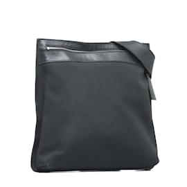 Gucci-Gucci Canvas Crossbody Bag Canvas Crossbody Bag 92560 in Good condition-Black