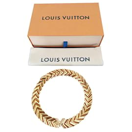 Louis Vuitton Necklace Collier Blooming Gold Engraved w/Storage Bag Boxed  46cm