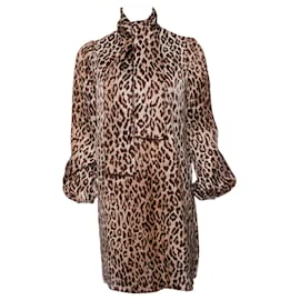 Dolce & Gabbana-DOLCE & GABBANA, Vestido de seda con estampado de leopardo y lazo en la talla IT40/XS.-Castaño