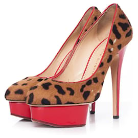Charlotte Olympia-Charlotte Olympia, Polly-Pumps aus Ponyfell mit Leopardenmuster.-Braun
